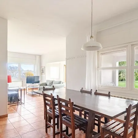 Dom wakacyjny Casa Con Jardin Enorme Y Vistas Espectaculares Cerca De Pechon *