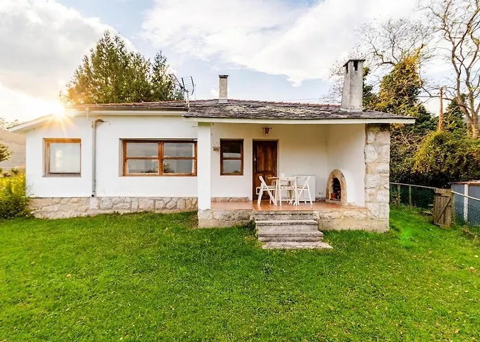 Casa Con Jardin Enorme Y Vistas Espectaculares Cerca De Pechon * Pesués