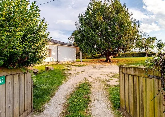 Casa Con Jardin Enorme Y Vistas Espectaculares Cerca De Pechon Pesues