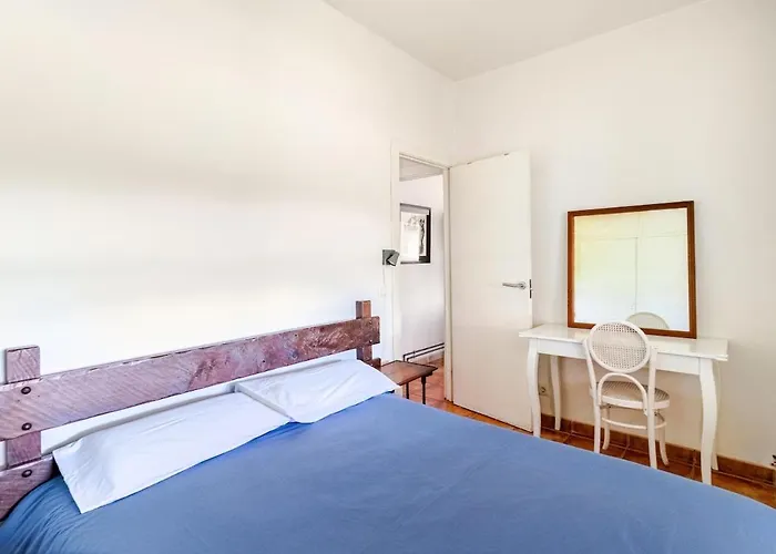 Casa Con Jardin Enorme Y Vistas Espectaculares Cerca De Pechon *